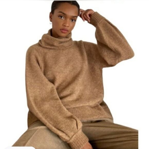 Aritzia Babaton | Adichie Oversized turtleneck Sweater Constant Camel - Picture 1 of 10